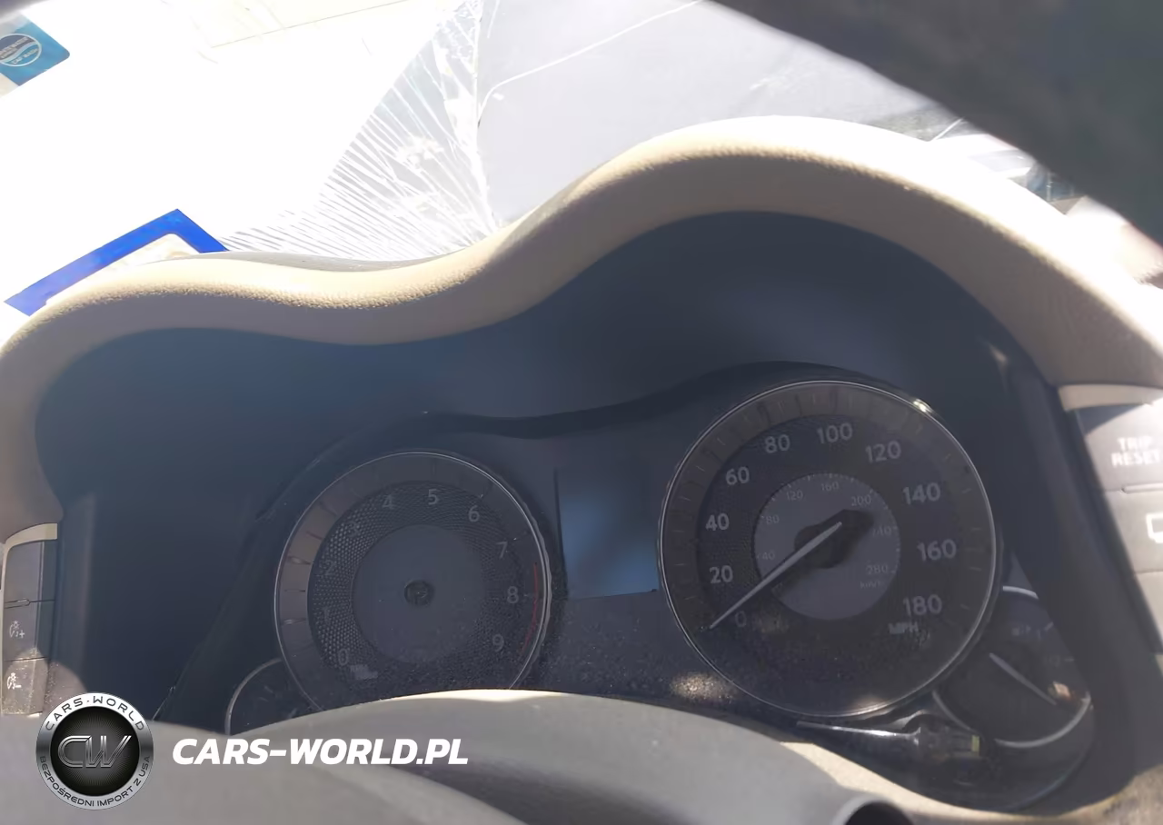 2018 Infiniti Q70 3.7 Luxe VIN:JN1BY1AP4JM180163 - 7