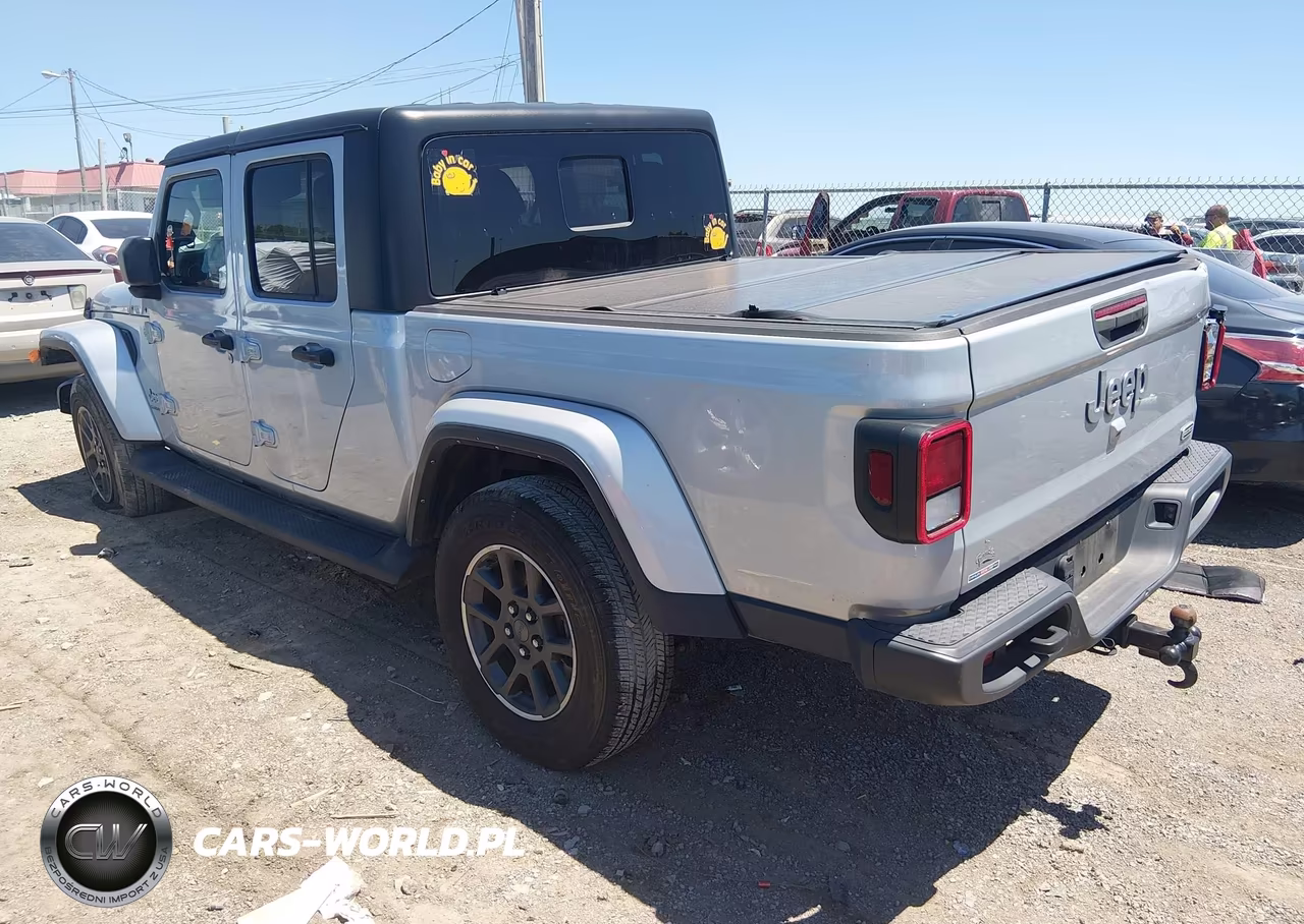 2022 Jeep Gladiator Overland 4X4 VIN:1C6HJTFG4NL120404 - 3