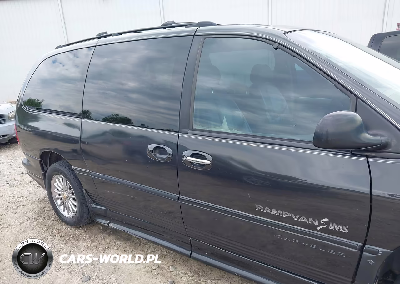 1999 Chrysler Town & Country Limited VIN:1C4GP64L0XB892895 - 6