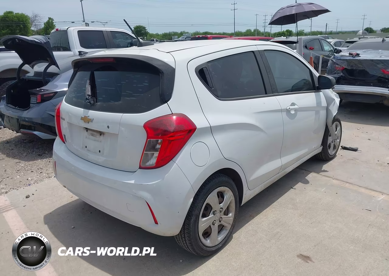 2019 Chevrolet Spark Ls Cvt VIN:KL8CB6SA3KC704882 - 4