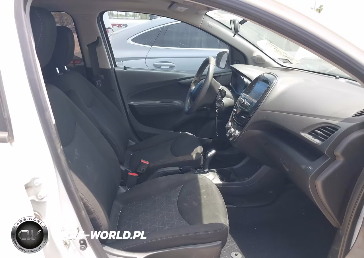 2019 Chevrolet Spark Ls Cvt VIN:KL8CB6SA3KC704882 - 5