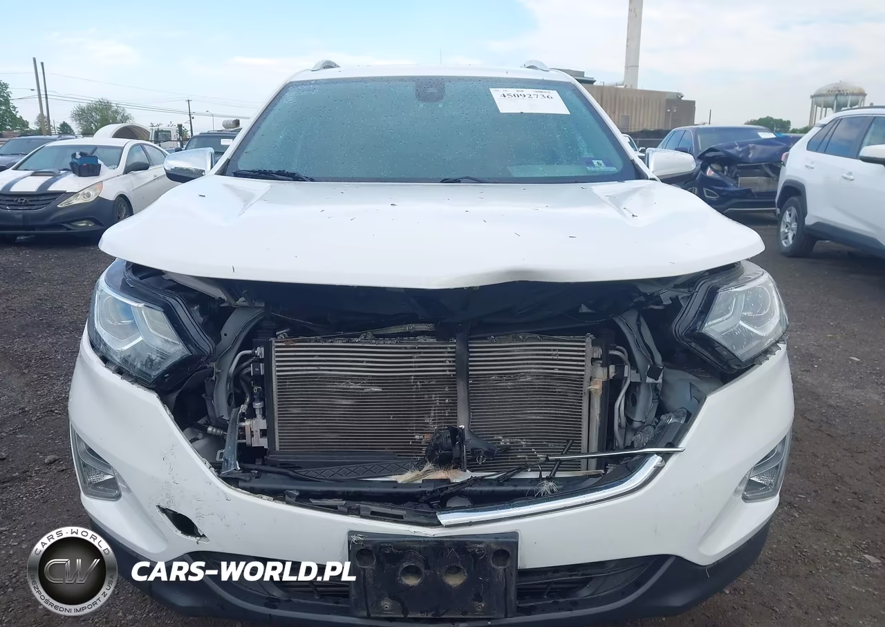 2018 Chevrolet Equinox Premier VIN:2GNAXVEV6J6321008 - 12