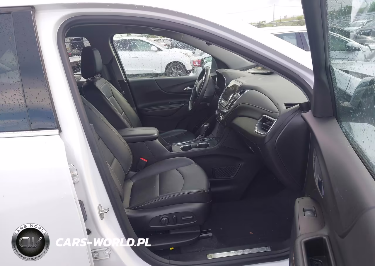 2018 Chevrolet Equinox Premier VIN:2GNAXVEV6J6321008 - 5