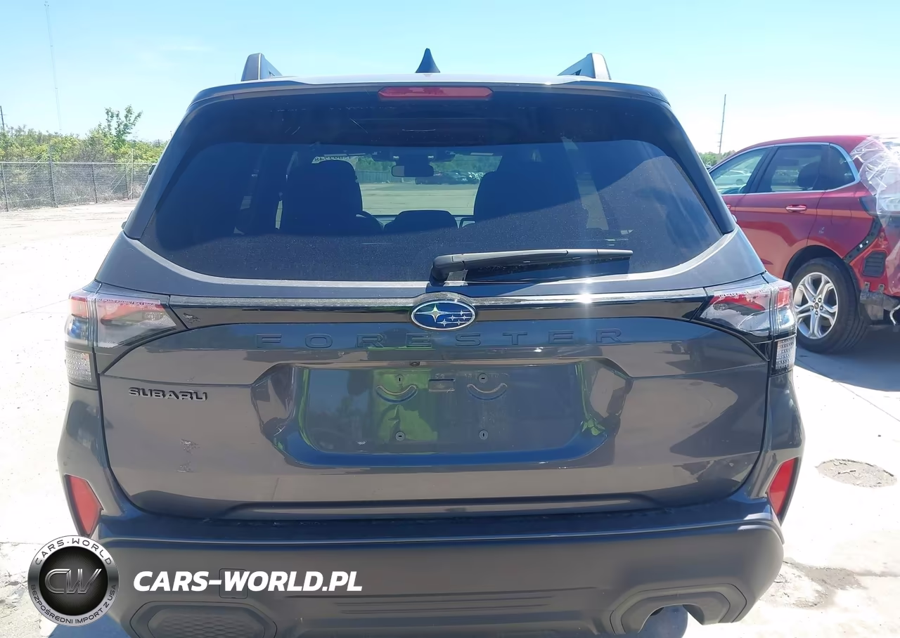 2025 Subaru Forester Premium VIN:JF2SLDDC8SH562925 - 16