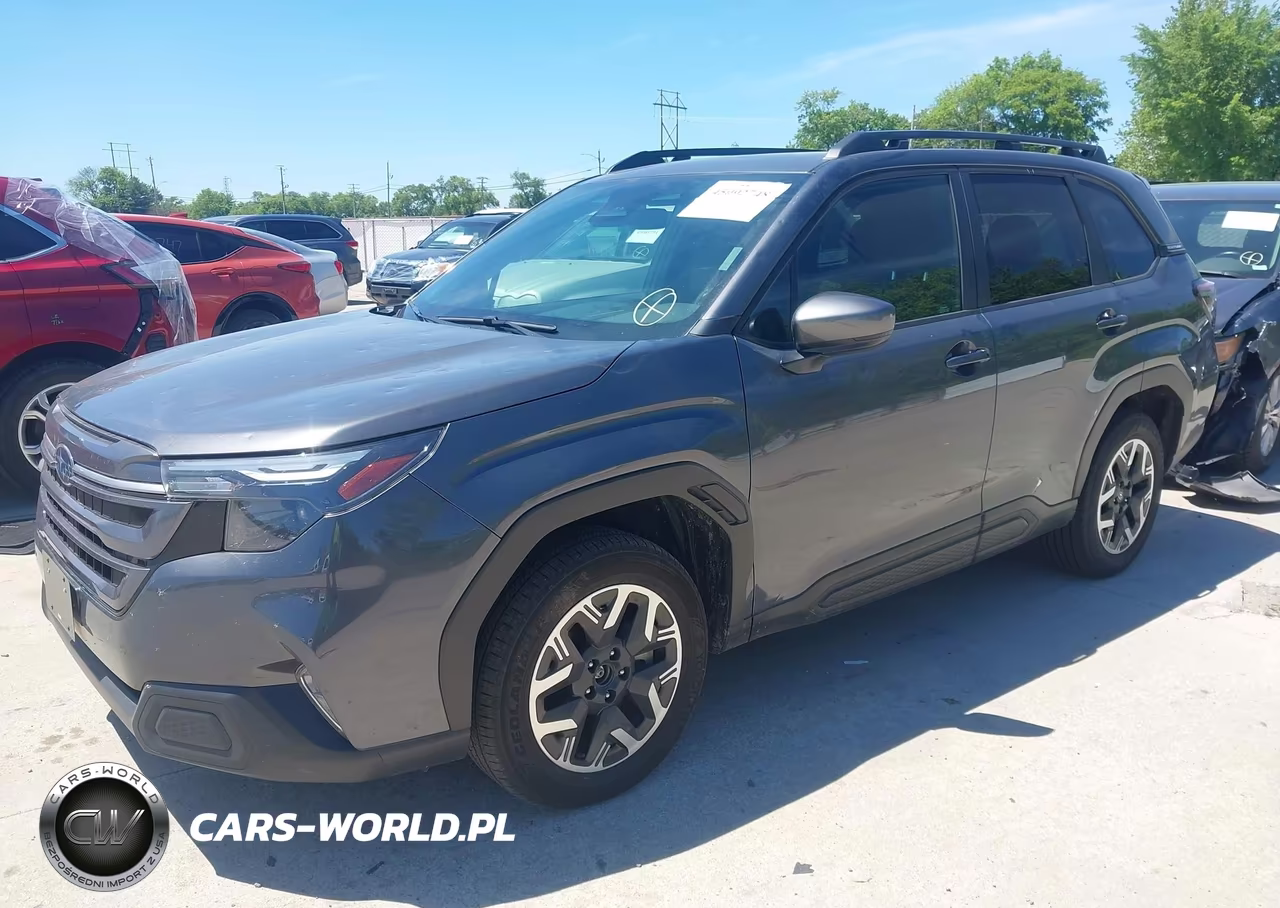 2025 Subaru Forester Premium VIN:JF2SLDDC8SH562925 - 2