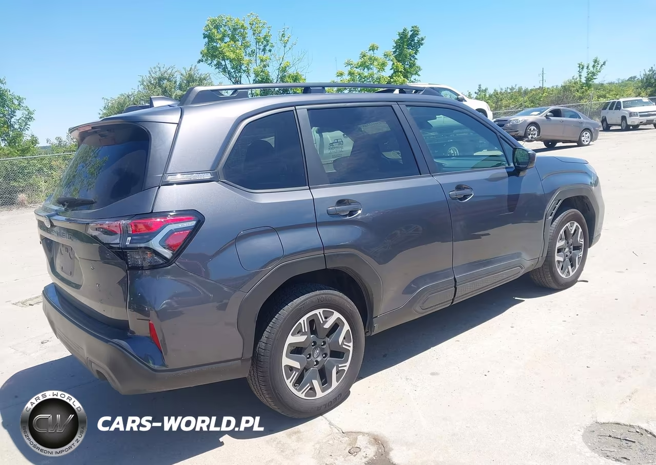 2025 Subaru Forester Premium VIN:JF2SLDDC8SH562925 - 4