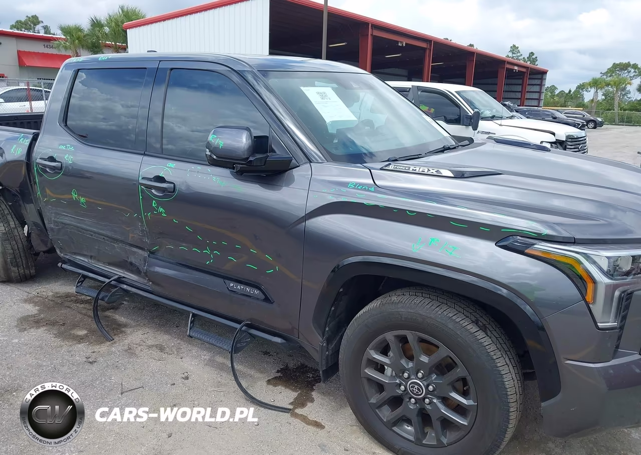 2023 Toyota Tundra Hybrid Platinum VIN:5TFNC5DB0PX030526 - 6