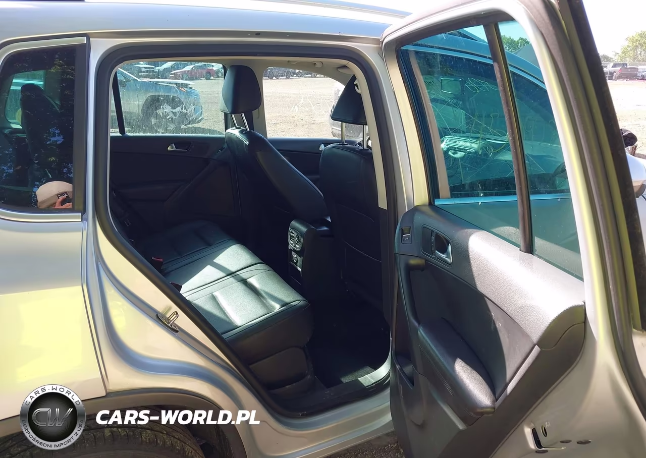 2012 Volkswagen Tiguan Se VIN:WVGBV7AXXCW559163 - 8