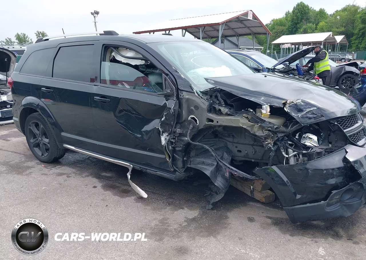 2020 Dodge Journey Crossroad VIN:3C4PDCGB7LT264061 - 17