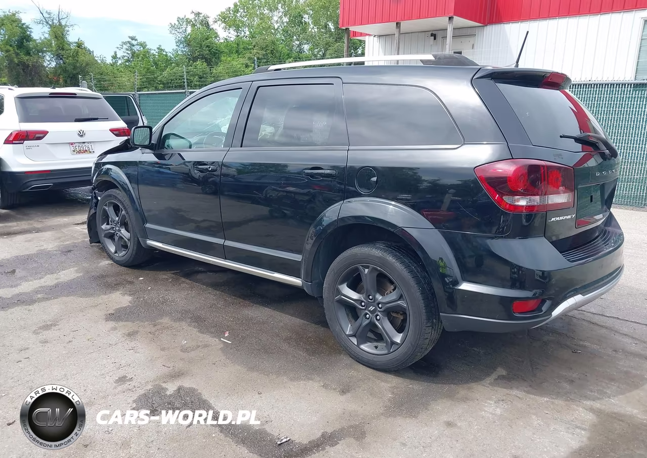 2020 Dodge Journey Crossroad VIN:3C4PDCGB7LT264061 - 3