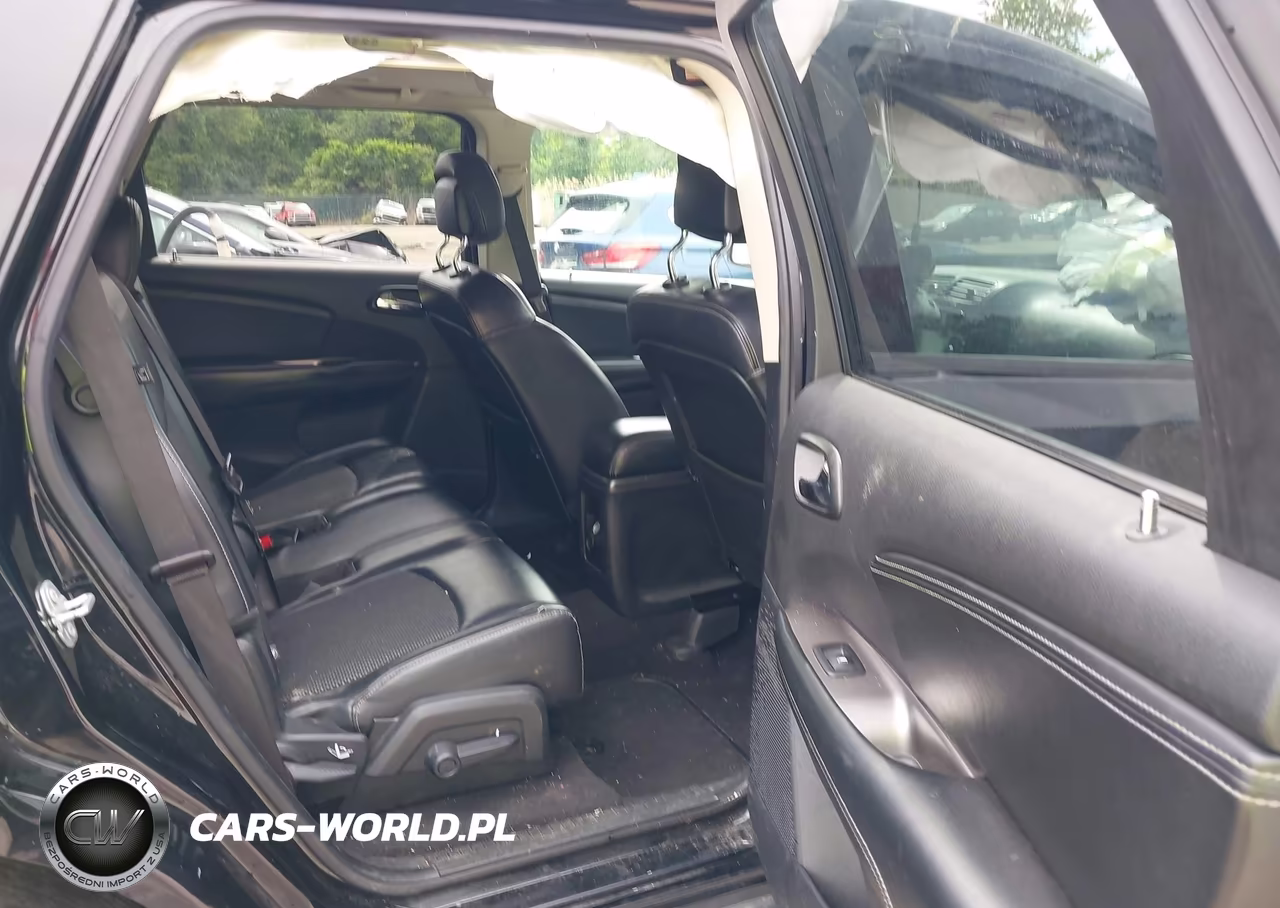 2020 Dodge Journey Crossroad VIN:3C4PDCGB7LT264061 - 8