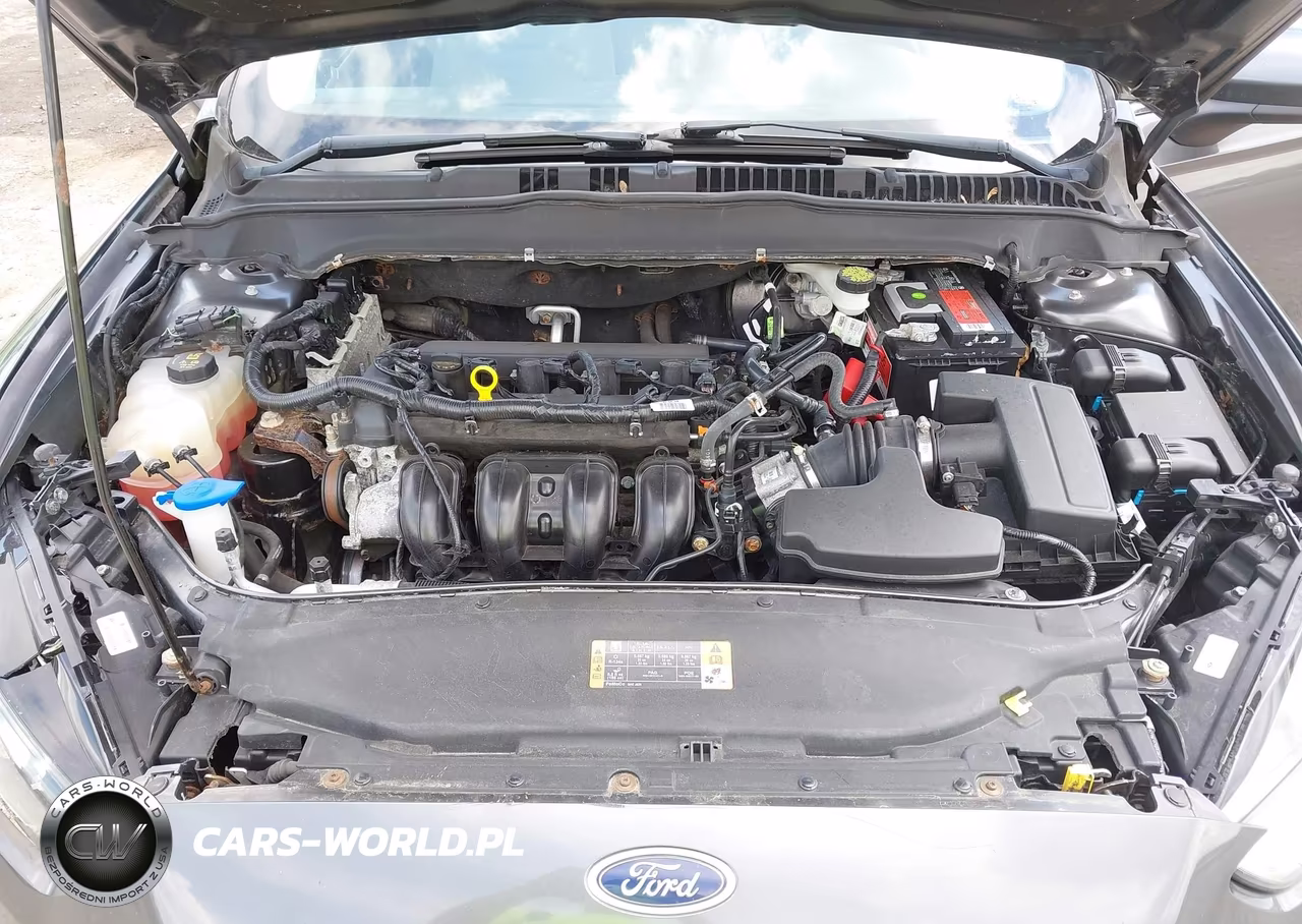 2016 Ford Fusion S VIN:3FA6P0G70GR332304 - 10