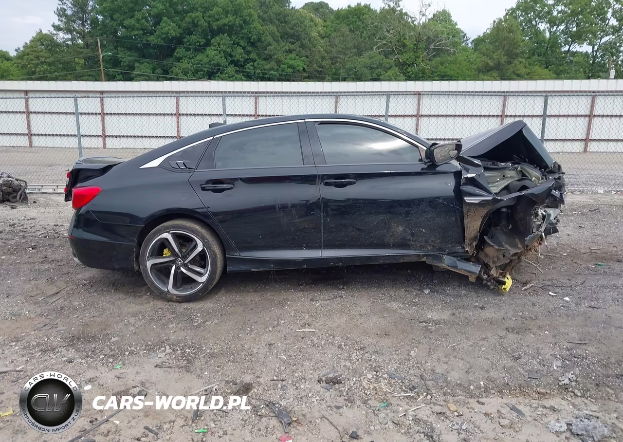 2018 Honda Accord Sport VIN:1HGCV1F32JA209629 - 13