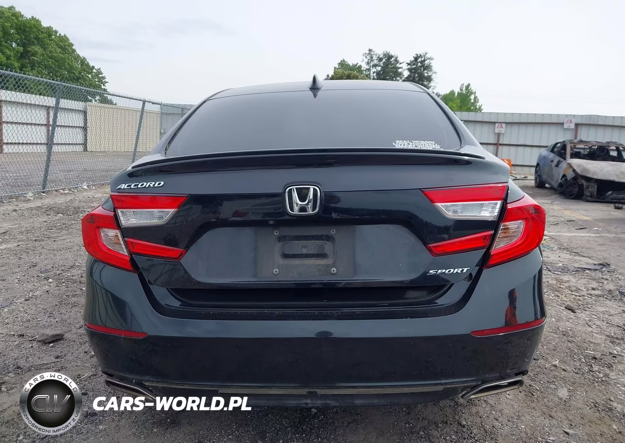 2018 Honda Accord Sport VIN:1HGCV1F32JA209629 - 16