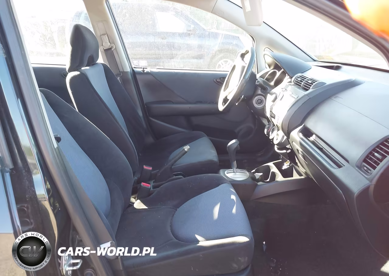 2008 Honda Fit Sport VIN:JHMGD38678S005367 - 5