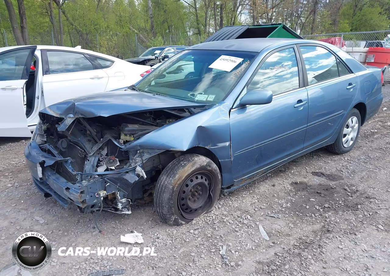 2002 Toyota Camry Le VIN:JTDBE32K520020712 - 2