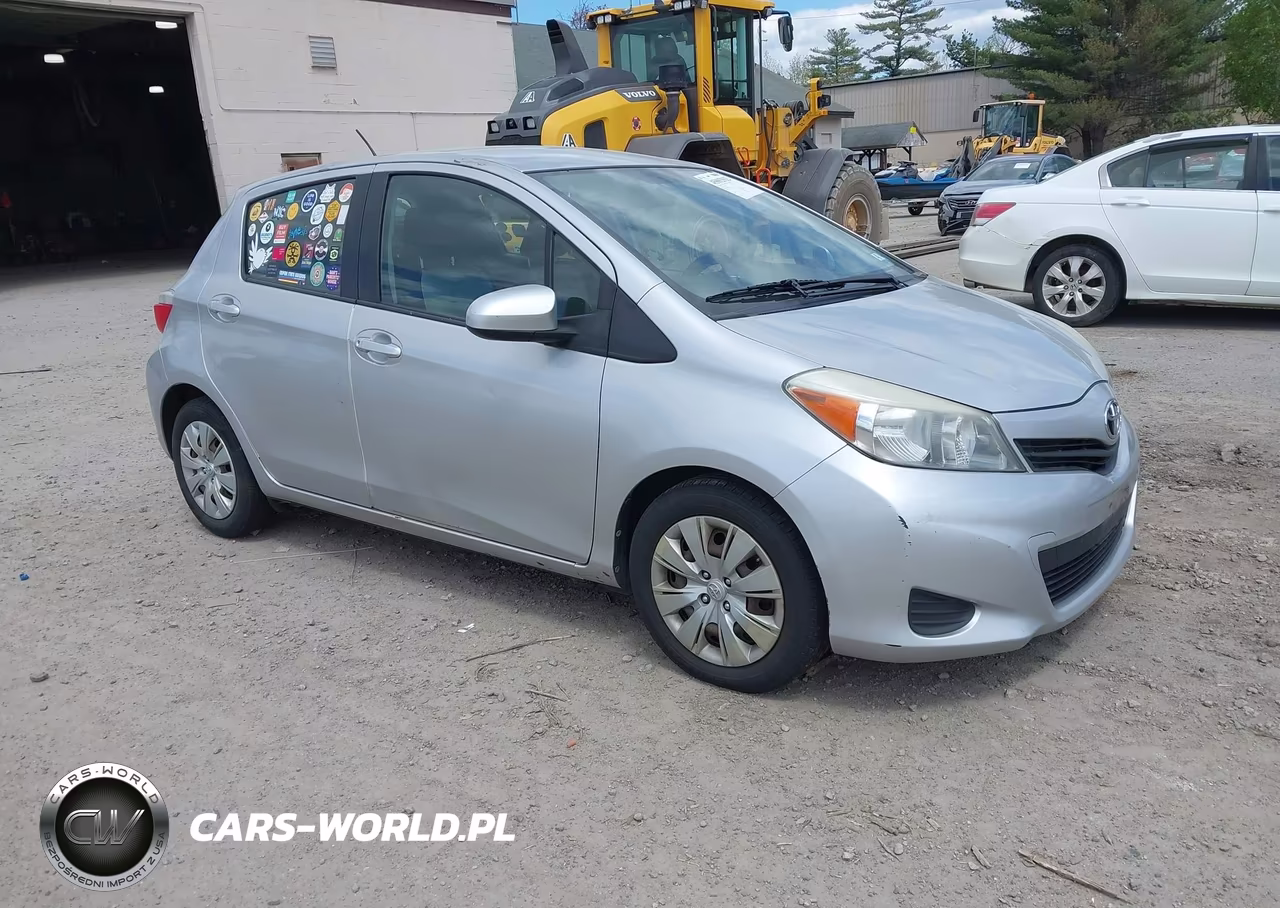 2012 Toyota Yaris Le