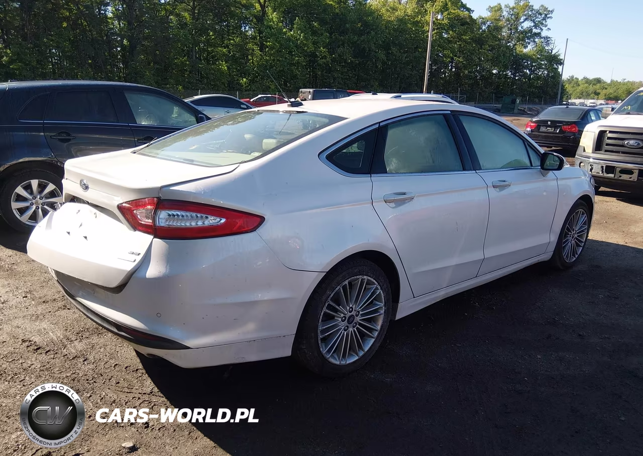 2015 Ford Fusion Se VIN:3FA6P0HD2FR277275 - 4