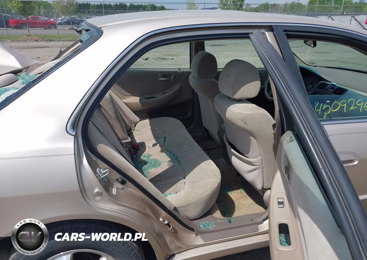 2000 Honda Accord 2.3 Ex VIN:1HGCG6678YA149828 - 8