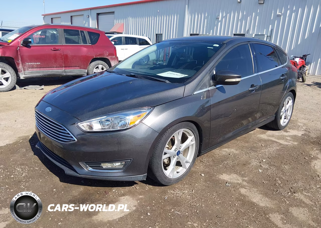 2015 Ford Focus Titanium VIN:1FADP3N21FL328257 - 2