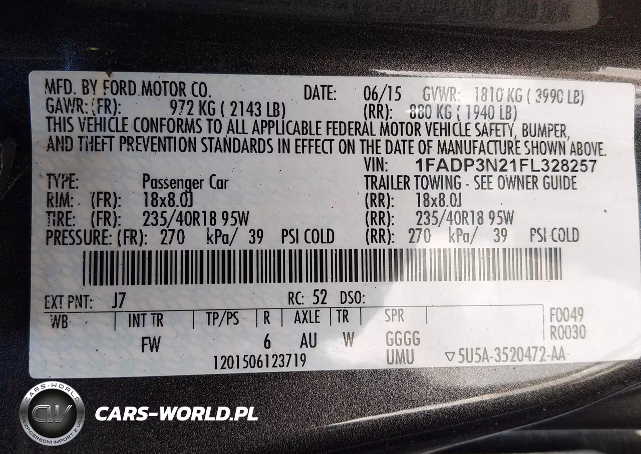 2015 Ford Focus Titanium VIN:1FADP3N21FL328257 - 9