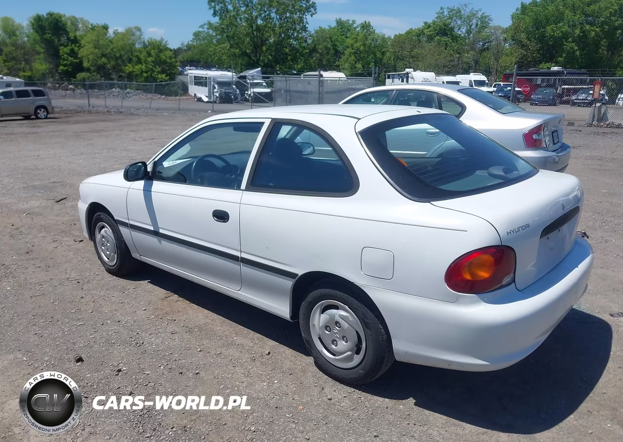 1996 Hyundai Accent L VIN:KMHVD14N7TU153702 - 3