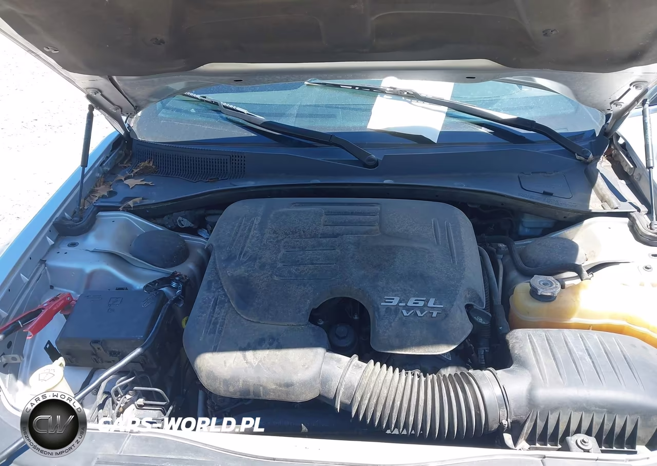 2012 Chrysler 300 Limited VIN:2C3CCACG5CH249501 - 10
