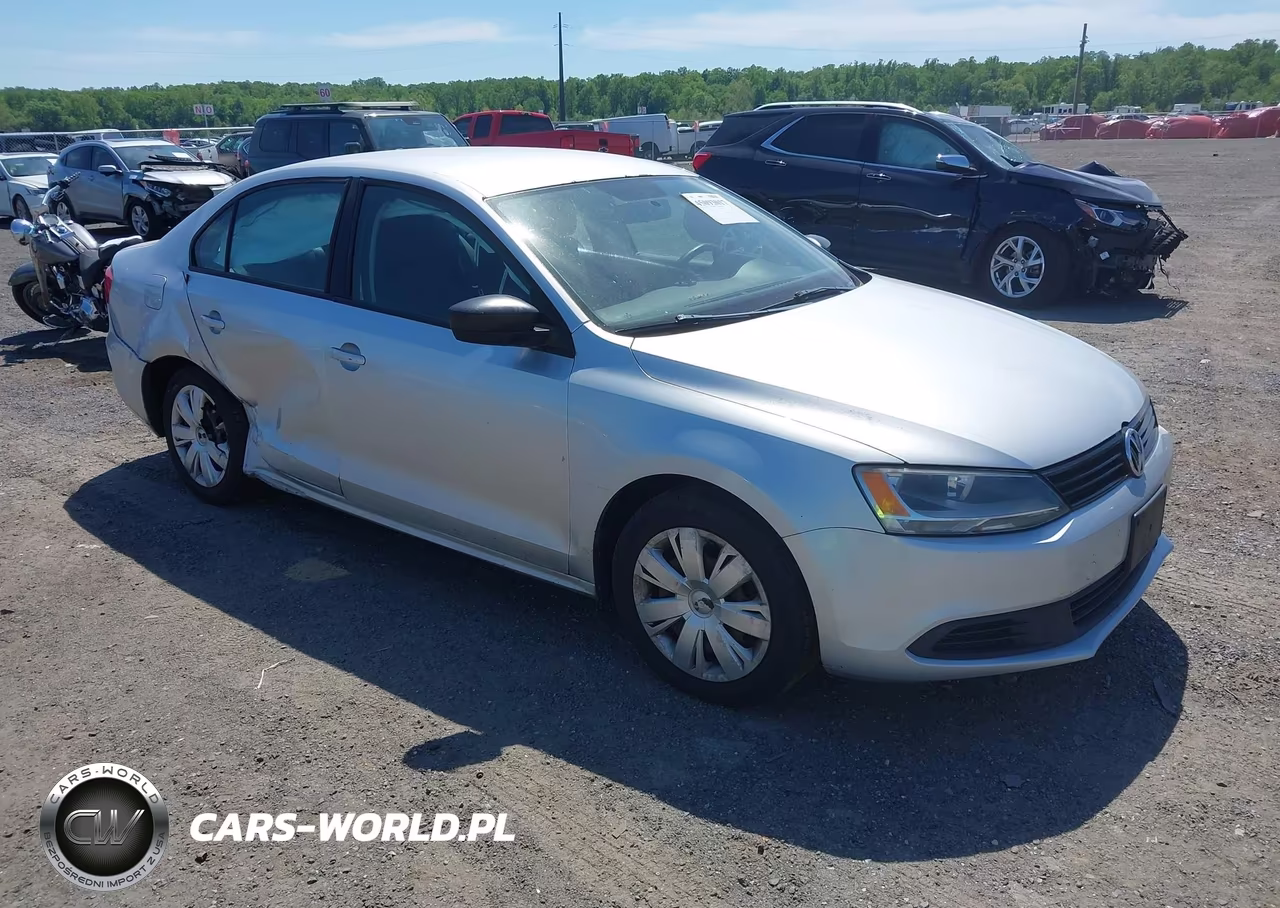 2012 Volkswagen Jetta 2.0L S – zdjęcie 1 z 16