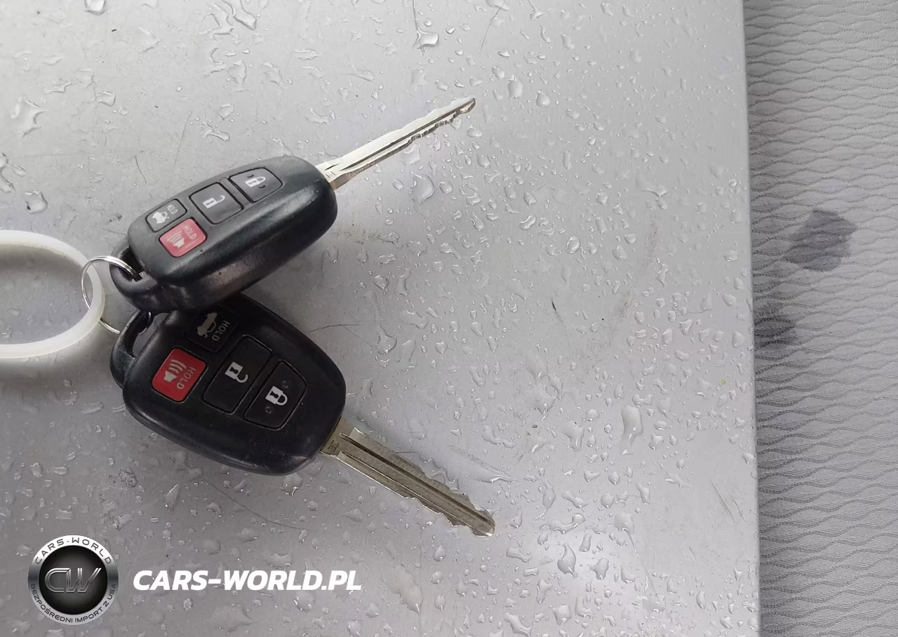 2015 Toyota Corolla Le VIN:2T1BURHE5FC443535 - 11