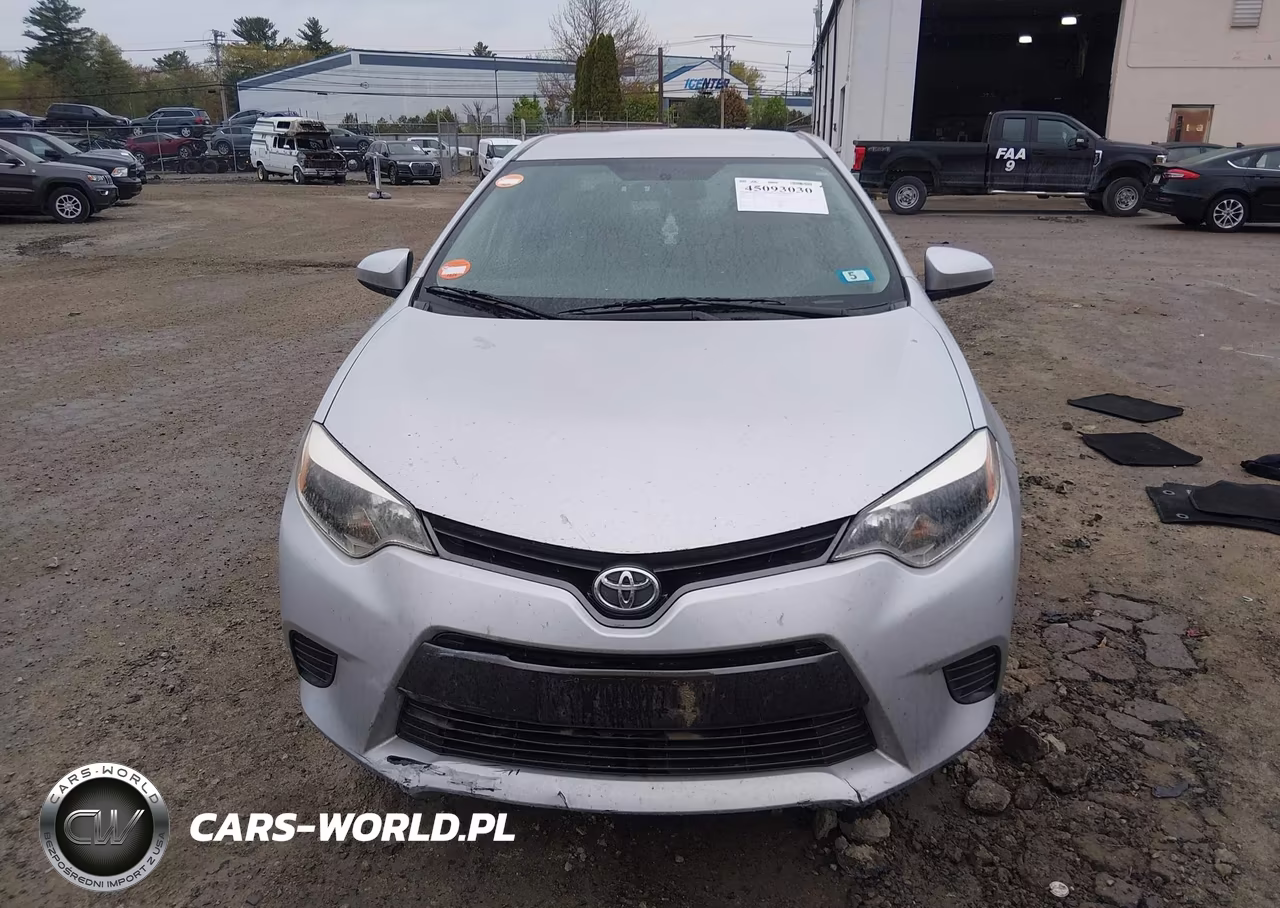 2015 Toyota Corolla Le VIN:2T1BURHE5FC443535 - 12