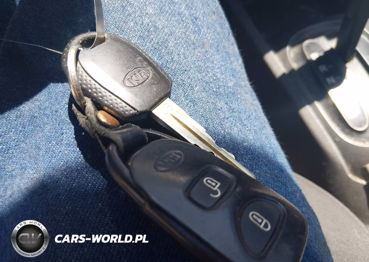 2009 Kia Rio Lx VIN:KNADE223196491658 - 11