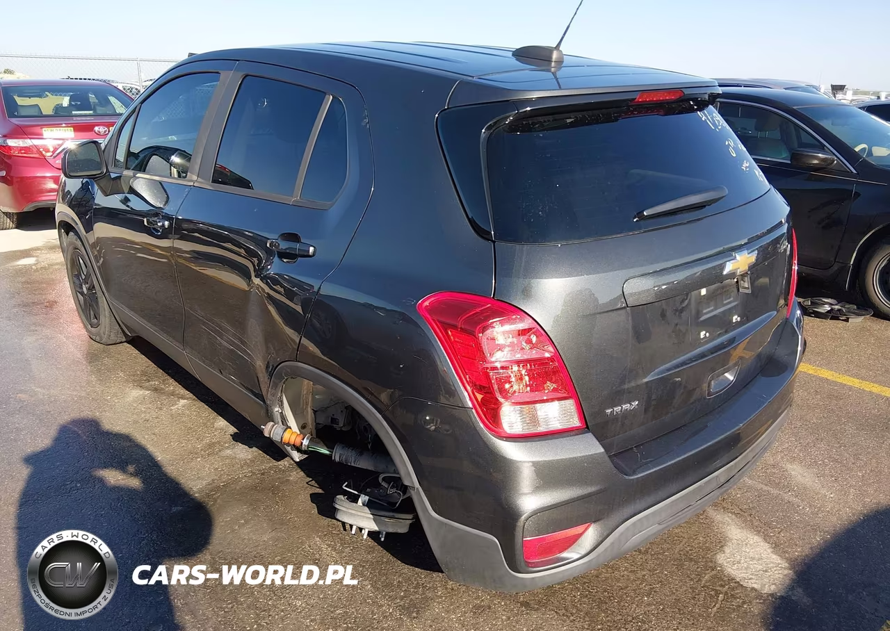 2019 Chevrolet Trax Ls VIN:3GNCJKSB0KL257371 - 3
