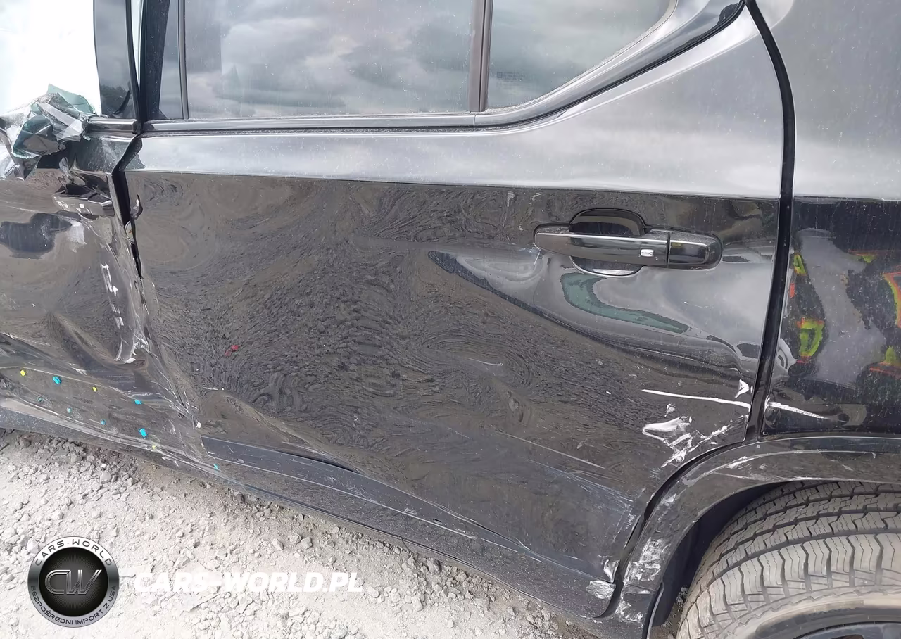 2019 Chevrolet Traverse Premier VIN:1GNEVKKW7KJ218221 - 16
