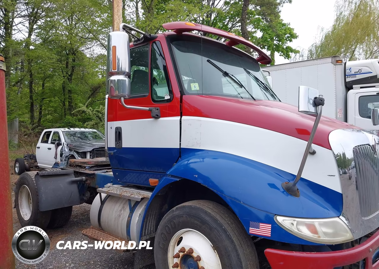 2006 International 8000 8600 VIN:1HSHWAHN46J338258 - 13