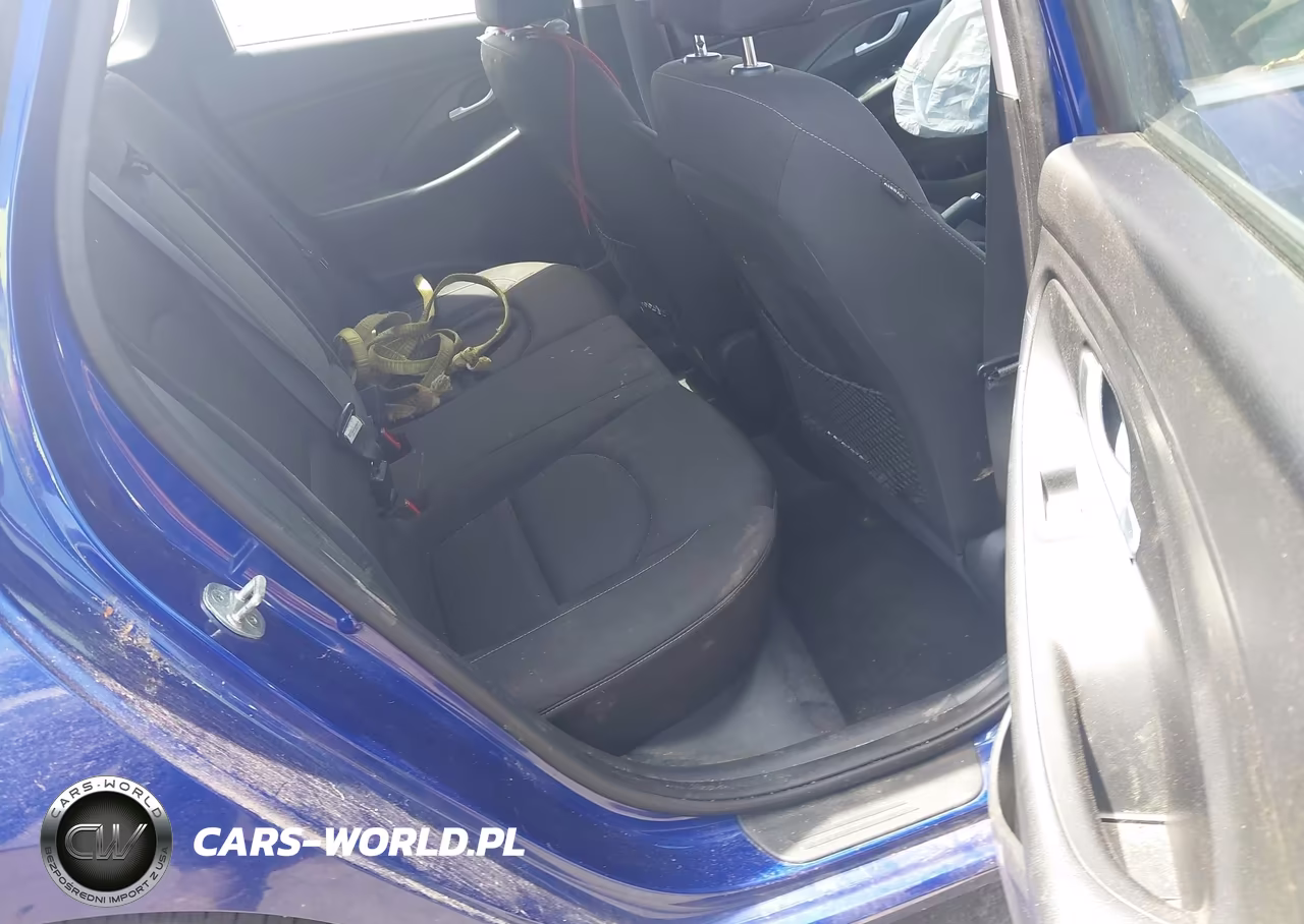 2019 Hyundai Elantra Gt VIN:KMHH35LE4KU095149 - 8