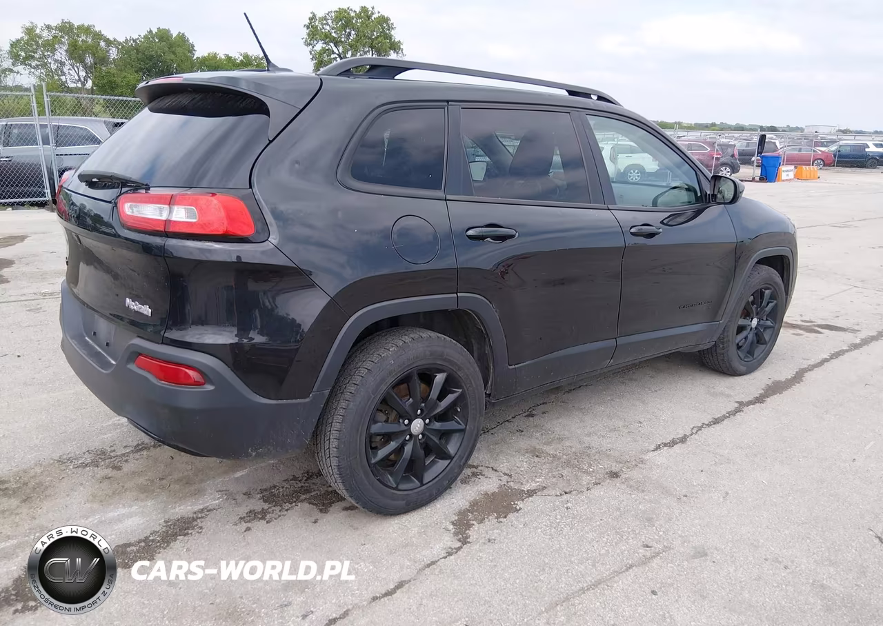 2014 Jeep Cherokee Altitude VIN:1C4PJMCB0EW301940 - 4