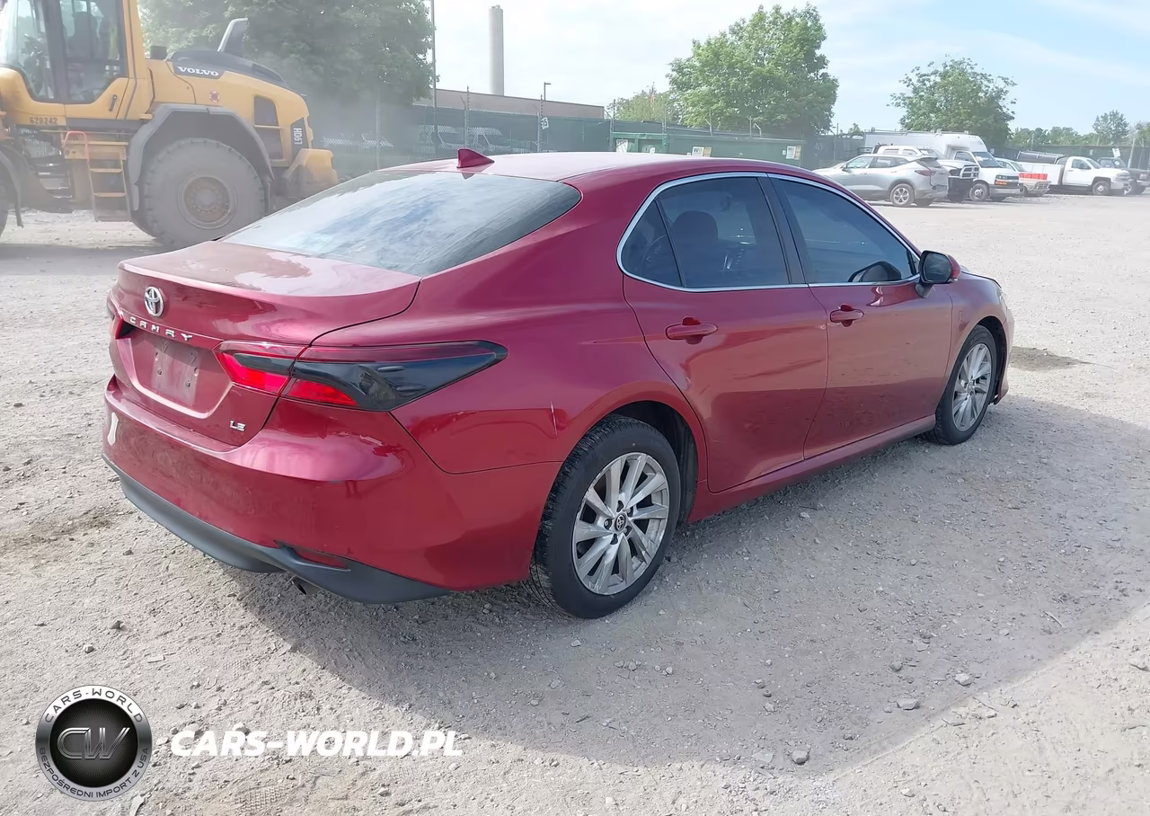 2021 Toyota Camry Le VIN:4T1C11AK9MU409124 - 4