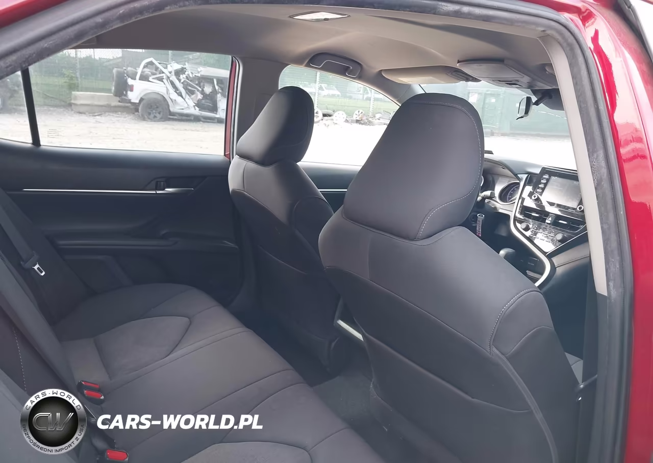 2021 Toyota Camry Le VIN:4T1C11AK9MU409124 - 8