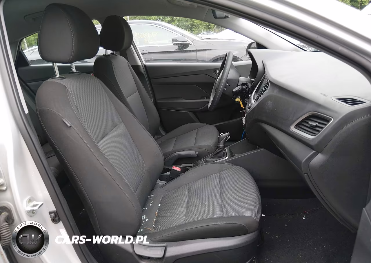 2021 Hyundai Accent Sel VIN:3KPC24A6XME152091 - 5