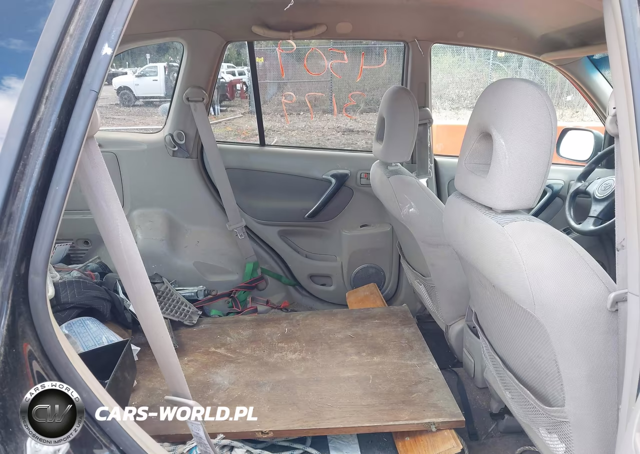 2002 Toyota Rav4 VIN:JTEGH20V620051774 - 8