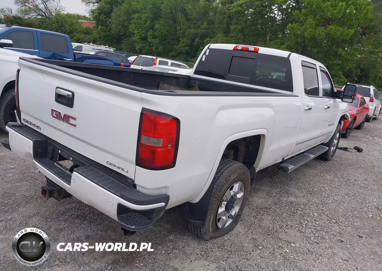 2019 GMC Sierra 3500Hd Denali VIN:1GT42WEY3KF246795 - 4