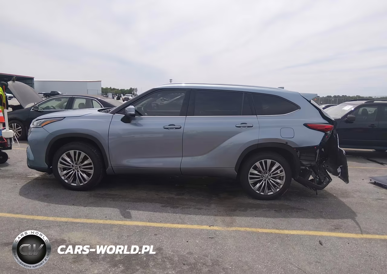 2022 Toyota Highlander Platinum VIN:5TDFZRAH5NS108854 - 15