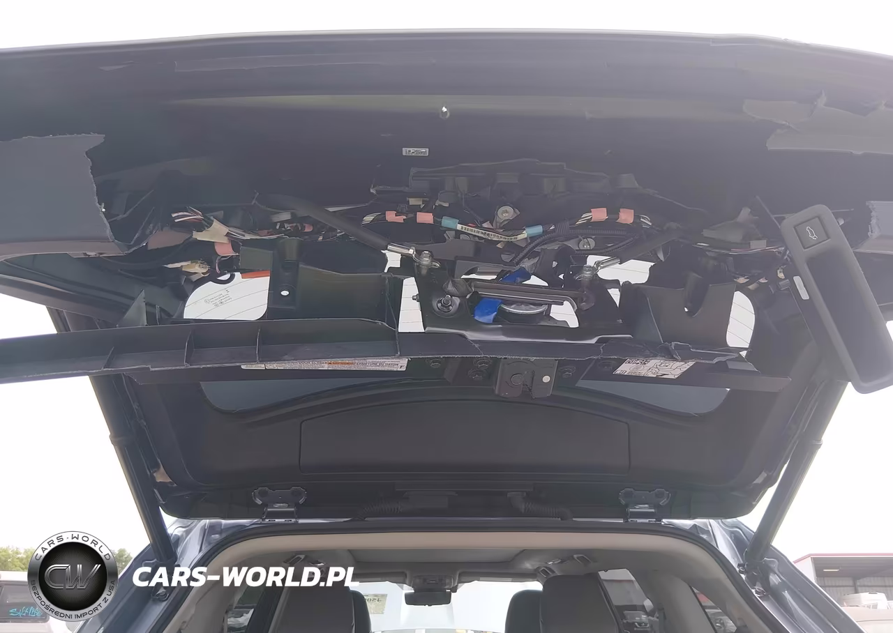 2022 Toyota Highlander Platinum VIN:5TDFZRAH5NS108854 - 18