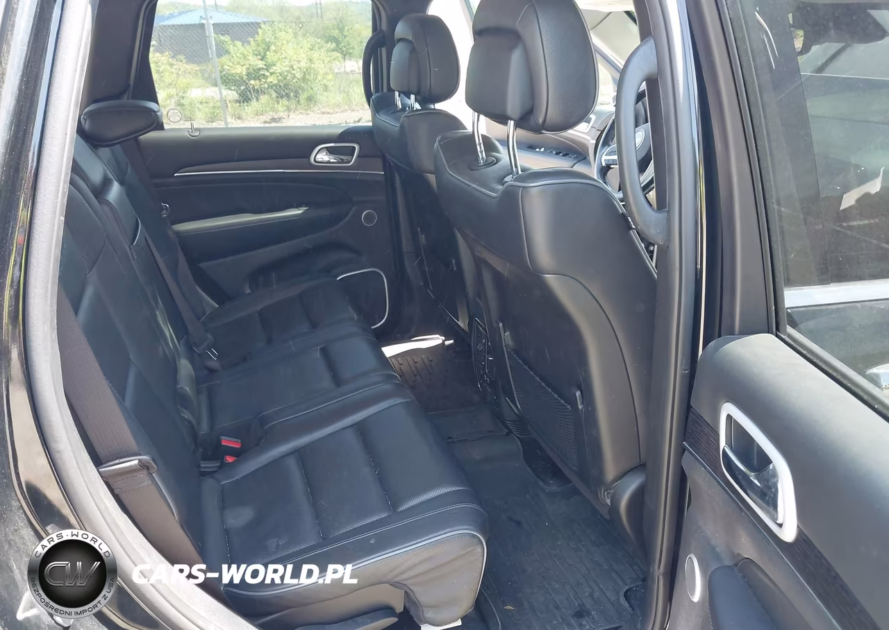 2020 Jeep Grand Cherokee Summit 4X4 VIN:1C4RJFJT8LC136976 - 8