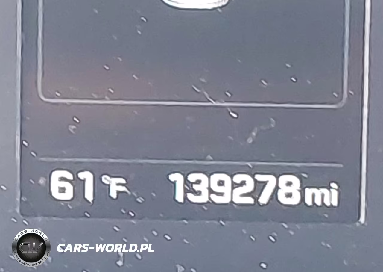 2016 Hyundai Sonata Limited VIN:5NPE34AF7GH424330 - 16