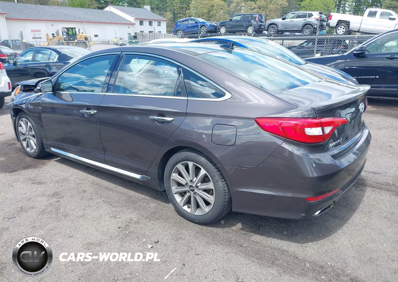 2016 Hyundai Sonata Limited VIN:5NPE34AF7GH424330 - 3