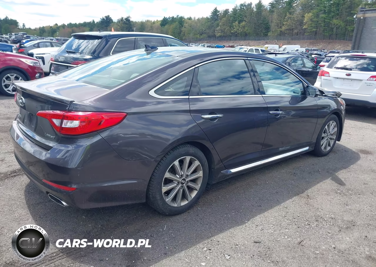 2016 Hyundai Sonata Limited VIN:5NPE34AF7GH424330 - 4