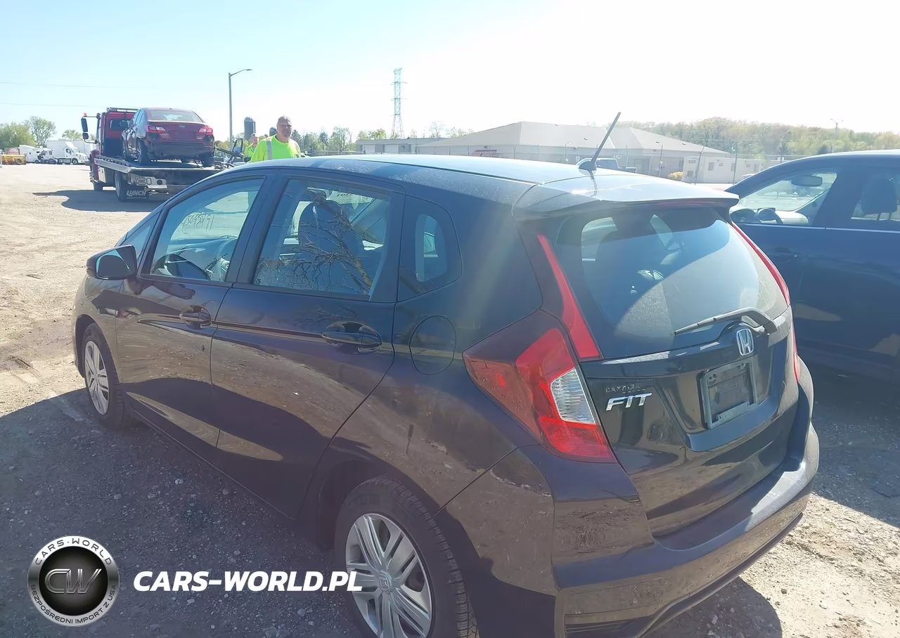 2019 Honda Fit Lx VIN:3HGGK5H42KM738154 - 3