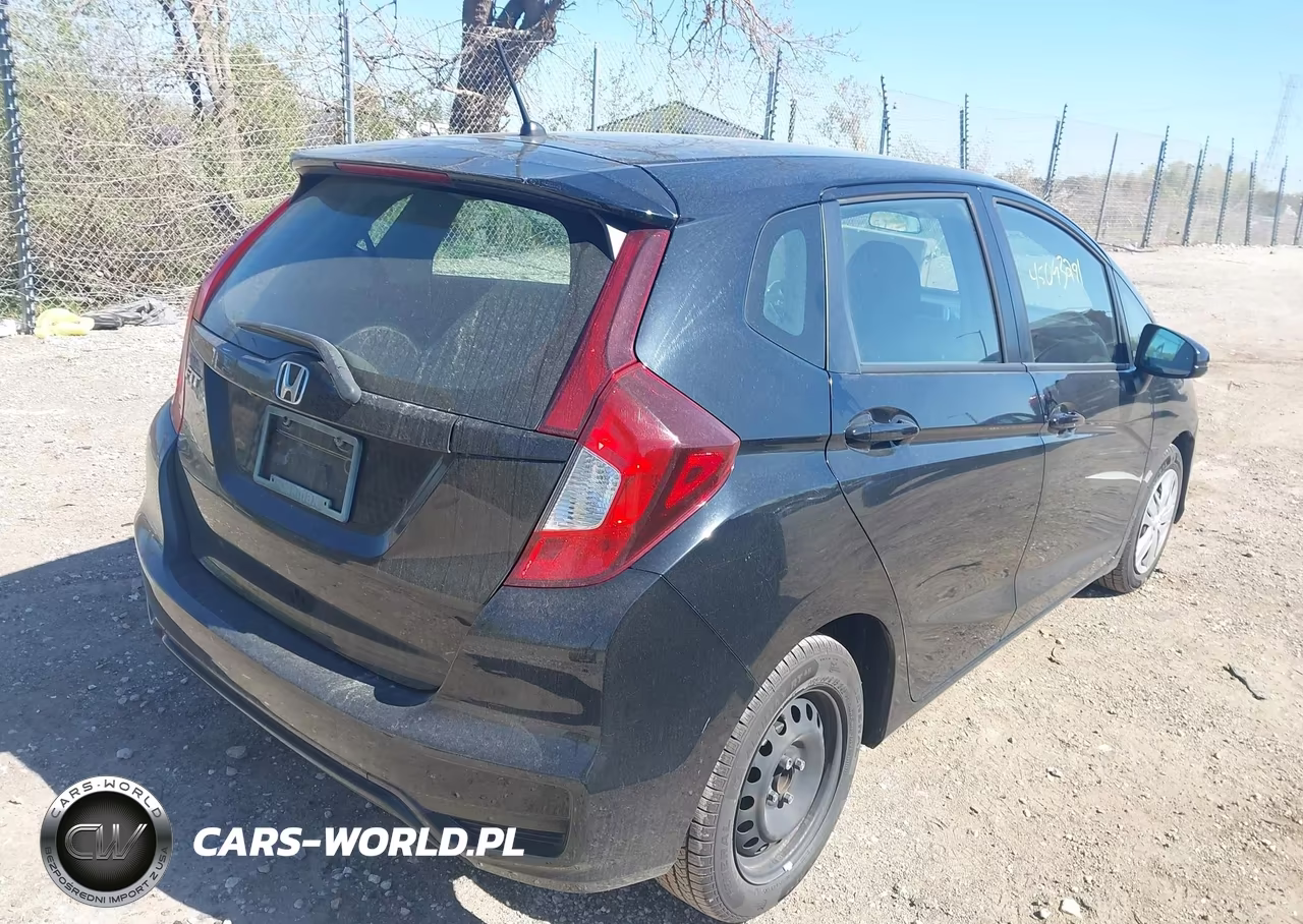 2019 Honda Fit Lx VIN:3HGGK5H42KM738154 - 4