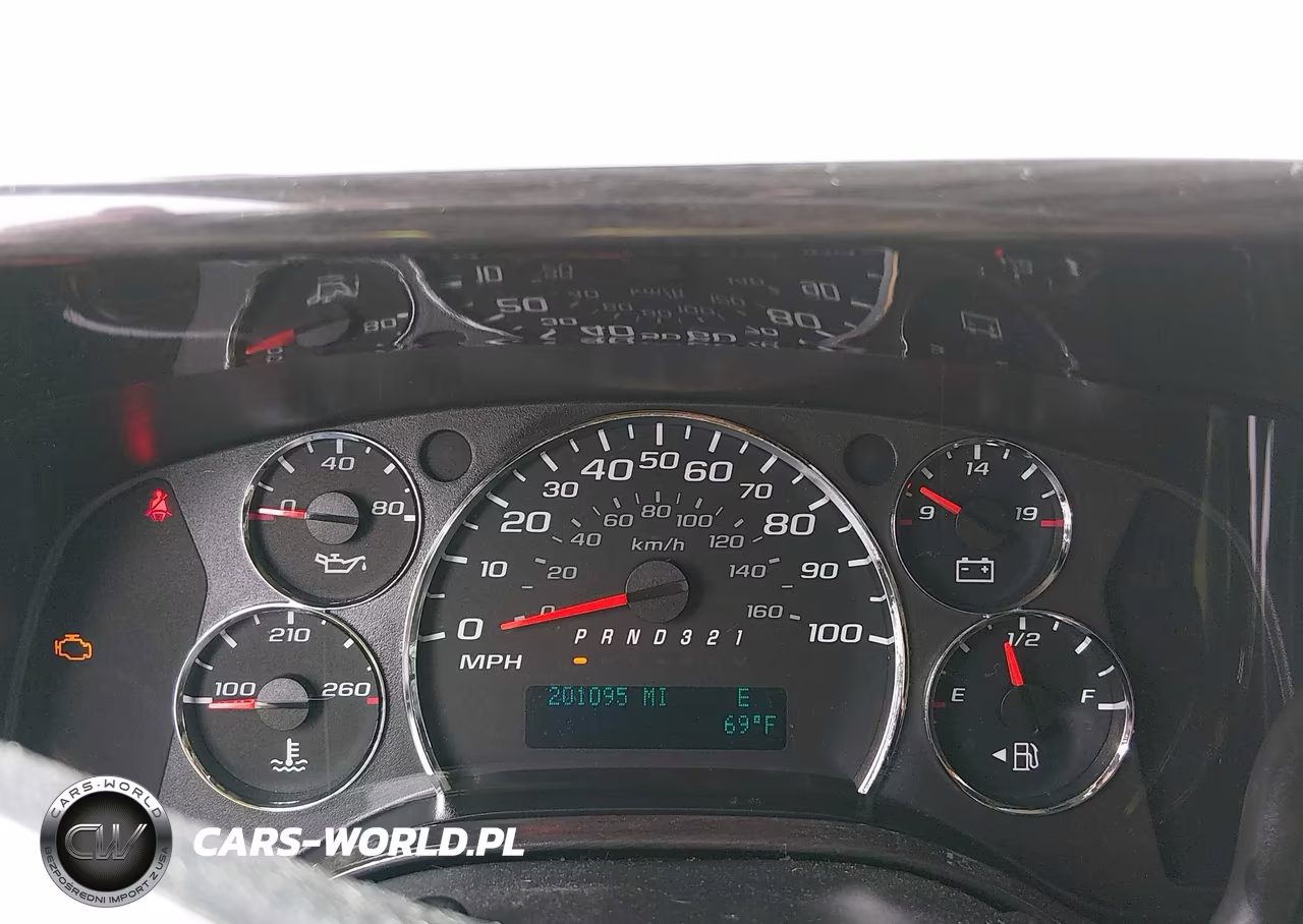 2011 Chevrolet Express 1500 Upfitter VIN:1GBSHDC43B1187954 - 7